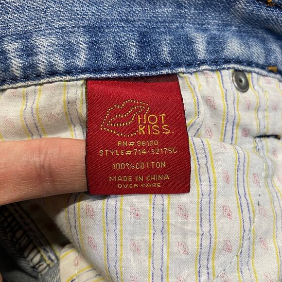 Y2K 00s Vtg Distress Hot Kiss Denim Mini Skirt 9 Frayed Hem Embroidered Low rise - Picture 10 of 12